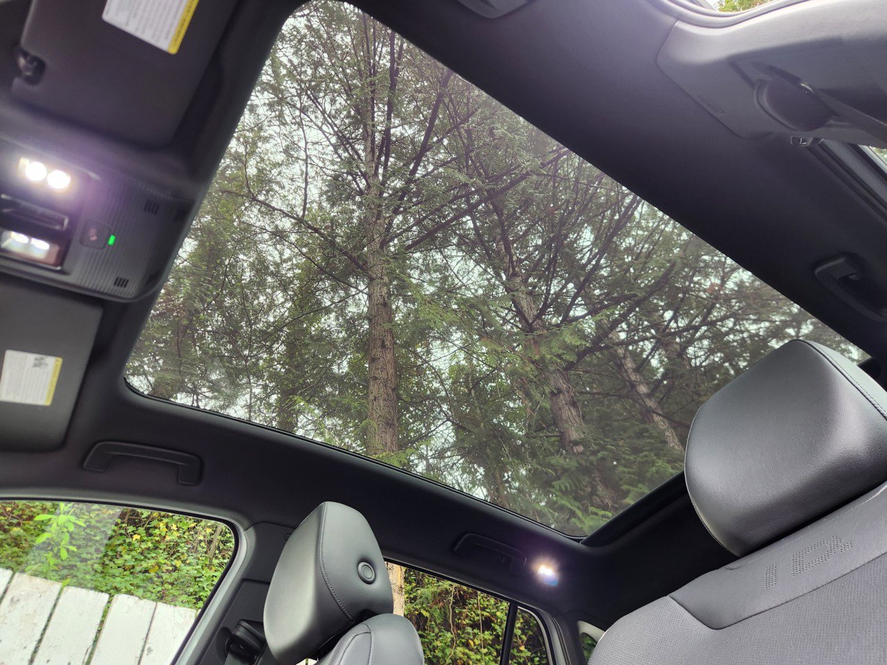 Used 2021 Volkswagen ID.4 Pro S RWD image 9