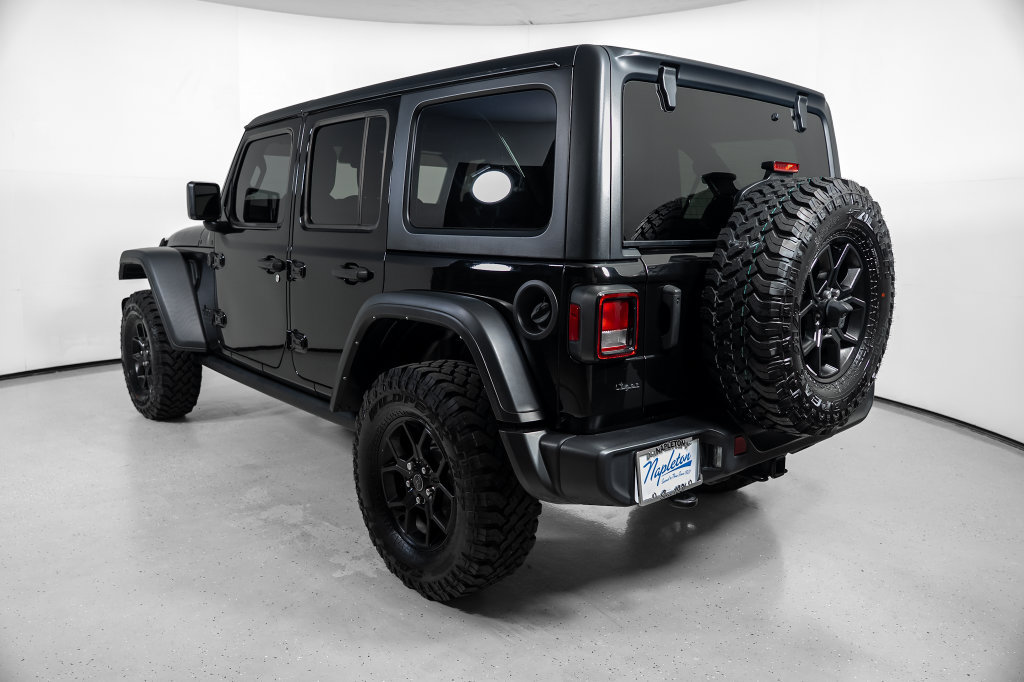 Used 2024 Jeep Wrangler Unlimited Sport AWD/4WD image 12