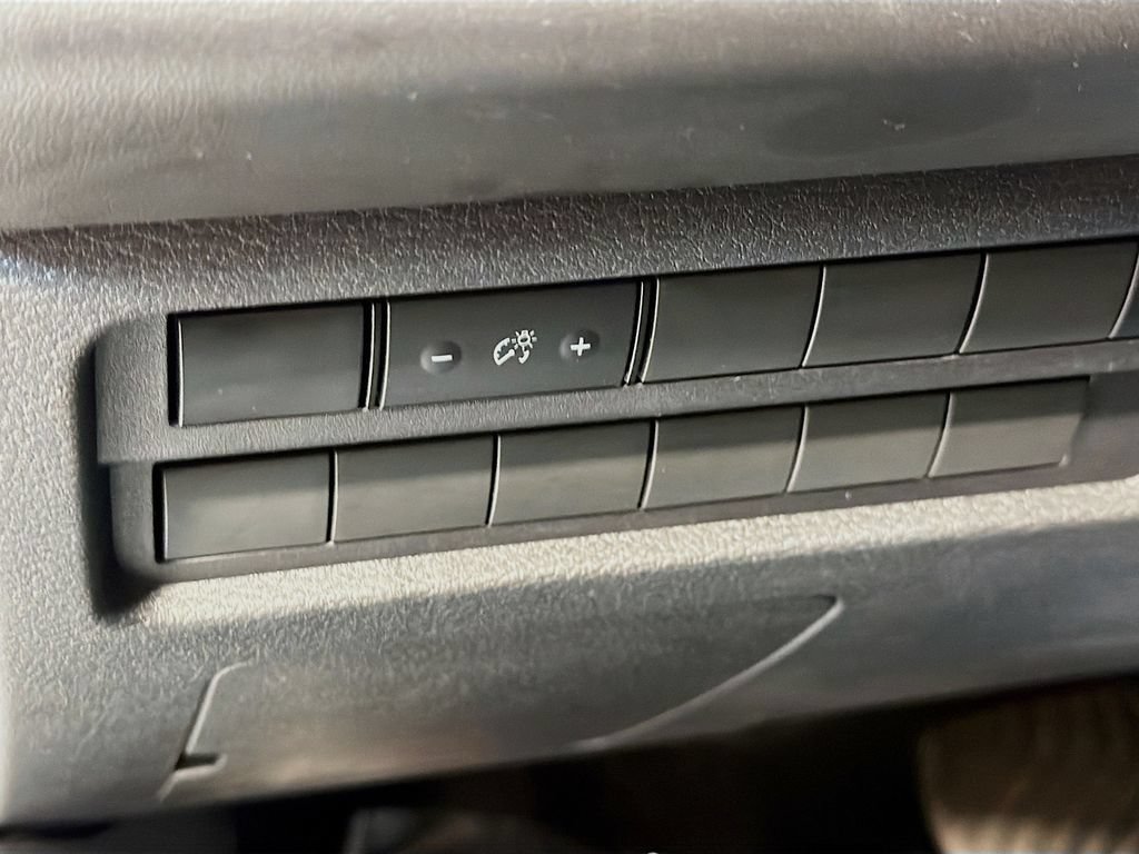 Used 2024 Mitsubishi Outlander SE AWD/4WD image 10