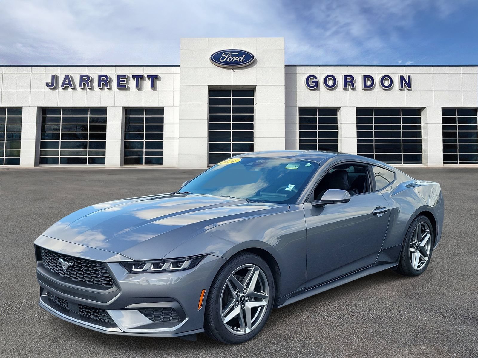 Certified 2024 Ford Mustang Coupe RWD image 2