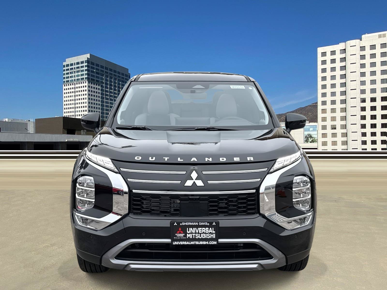New 2026 Mitsubishi Outlander SE FWD image 2