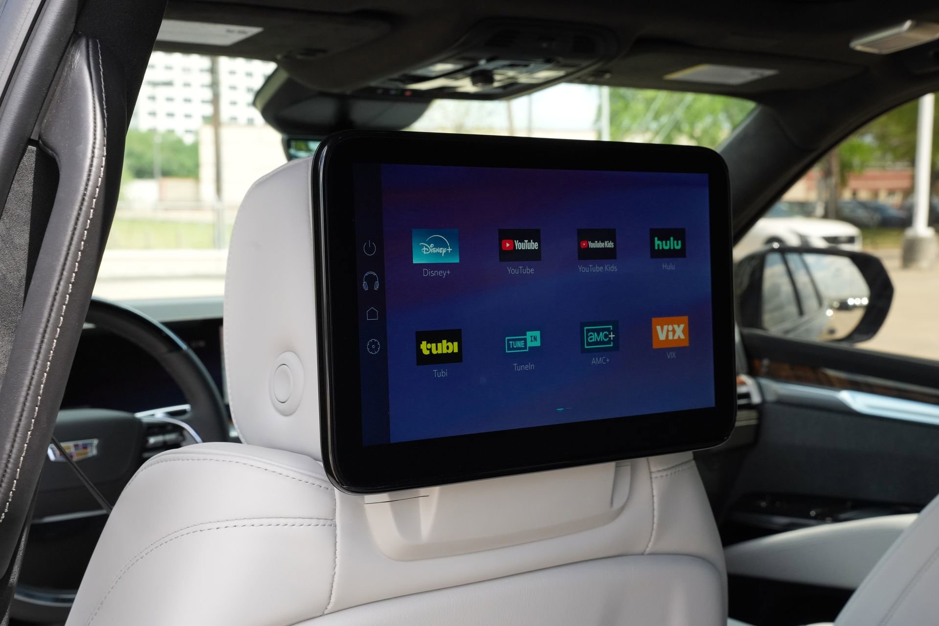 Certified 2026 Cadillac Escalade Platinum Sport w/ LPO, ONYX Package image 16