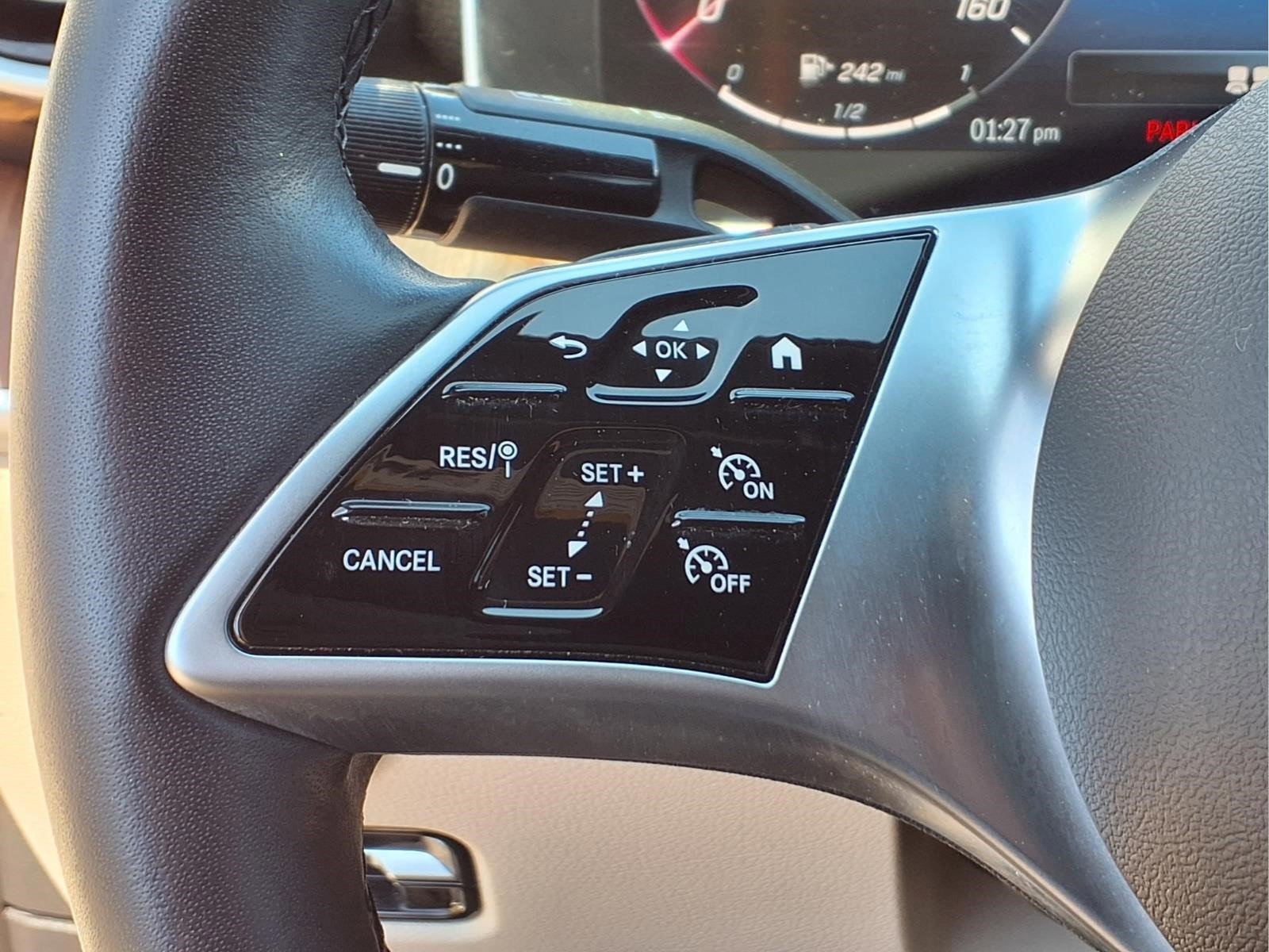 Certified 2023 Mercedes-Benz C 300 4MATIC Sedan image 18