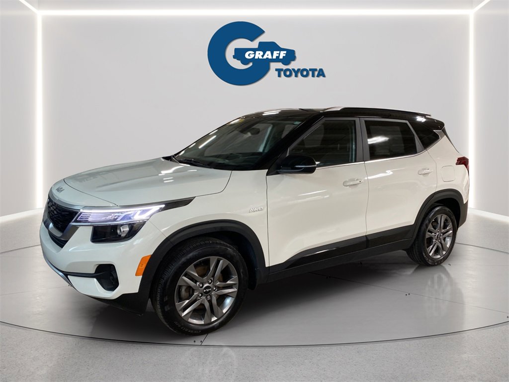 Used 2023 Kia Seltos S w/ Navigation Package image 12