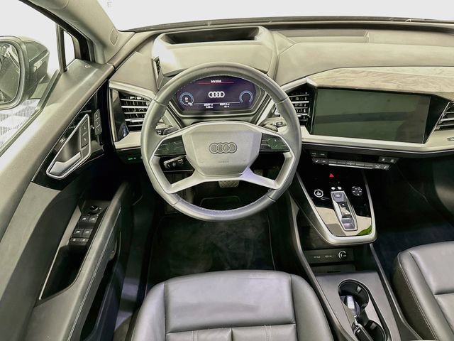 Used 2023 Audi Q4 e-tron Prestige AWD/4WD image 11