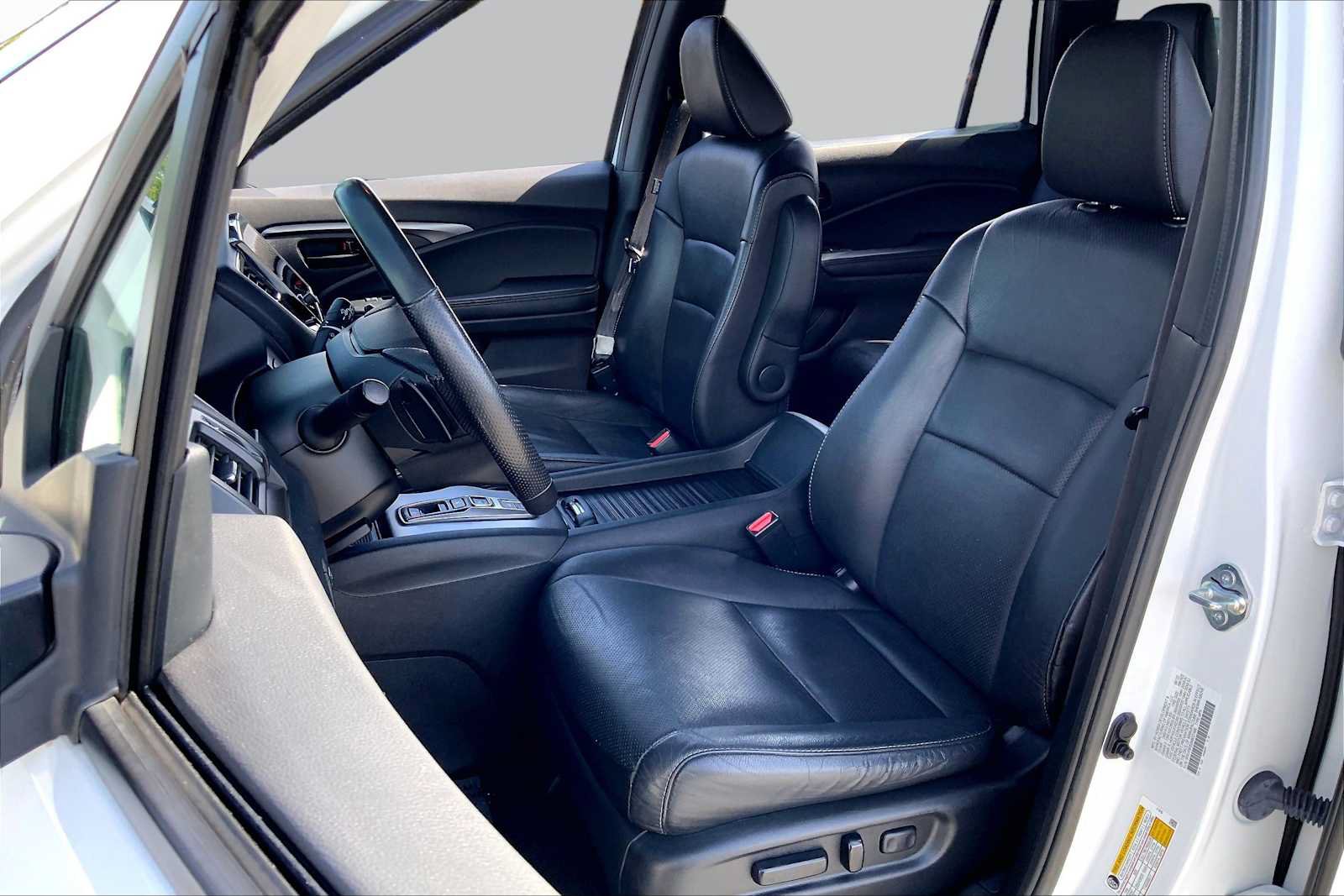 Used 2022 Honda Passport EX-L image 9