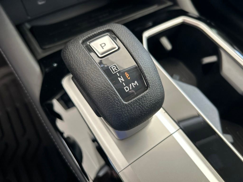 New 2026 Mitsubishi Outlander ES FWD image 8