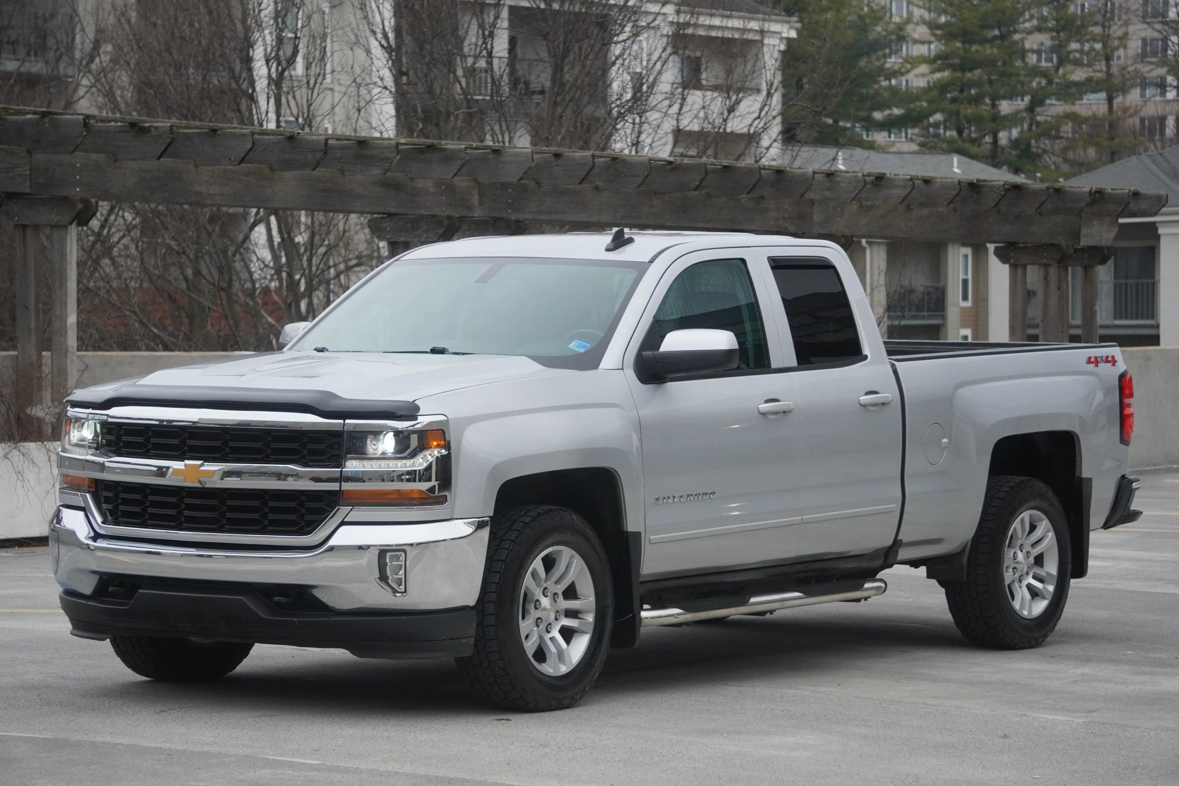 Used 2018 Chevrolet Silverado 1500 LT w/ All Star Edition AWD/4WD image 27
