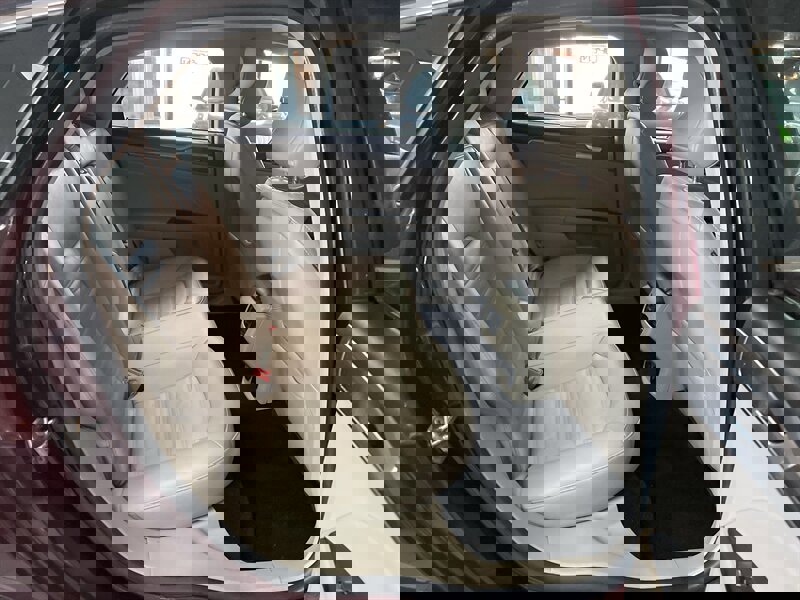 Used 2018 Ford Fusion SE w/ Fusion SE Technology Package image 24