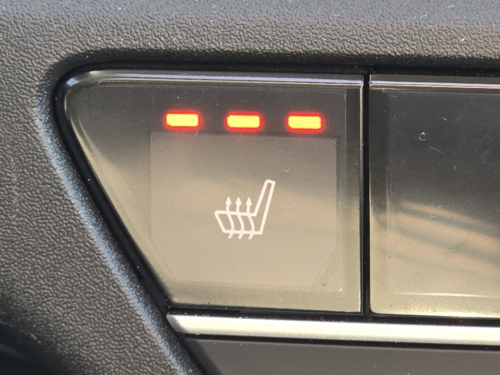 Certified 2024 Honda CR-V EX image 8