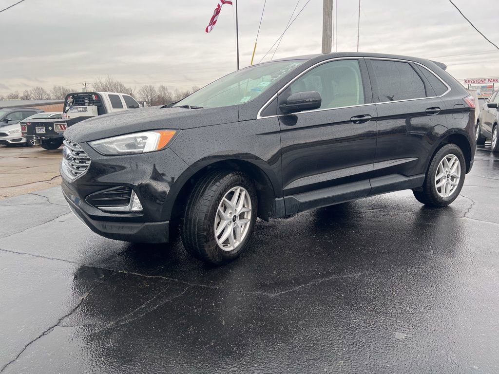 Used 2023 Ford Edge SEL w/ Convenience Package image 4