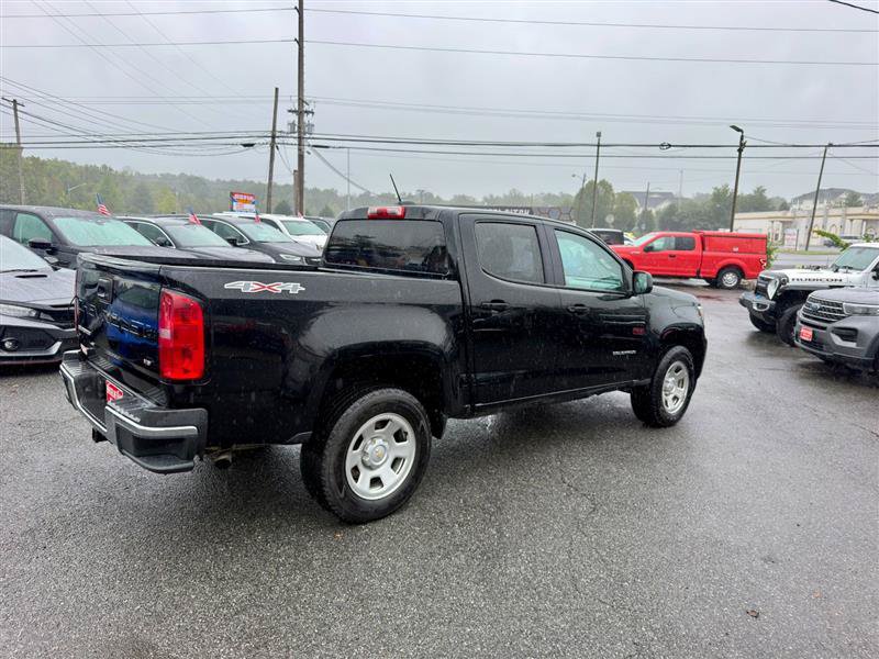 Used 2022 Chevrolet Colorado W/T AWD/4WD image 4