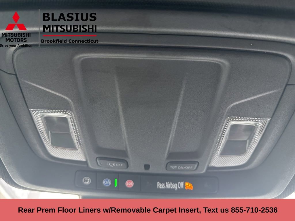 Used 2025 GMC Sierra 2500 AT4 image 38