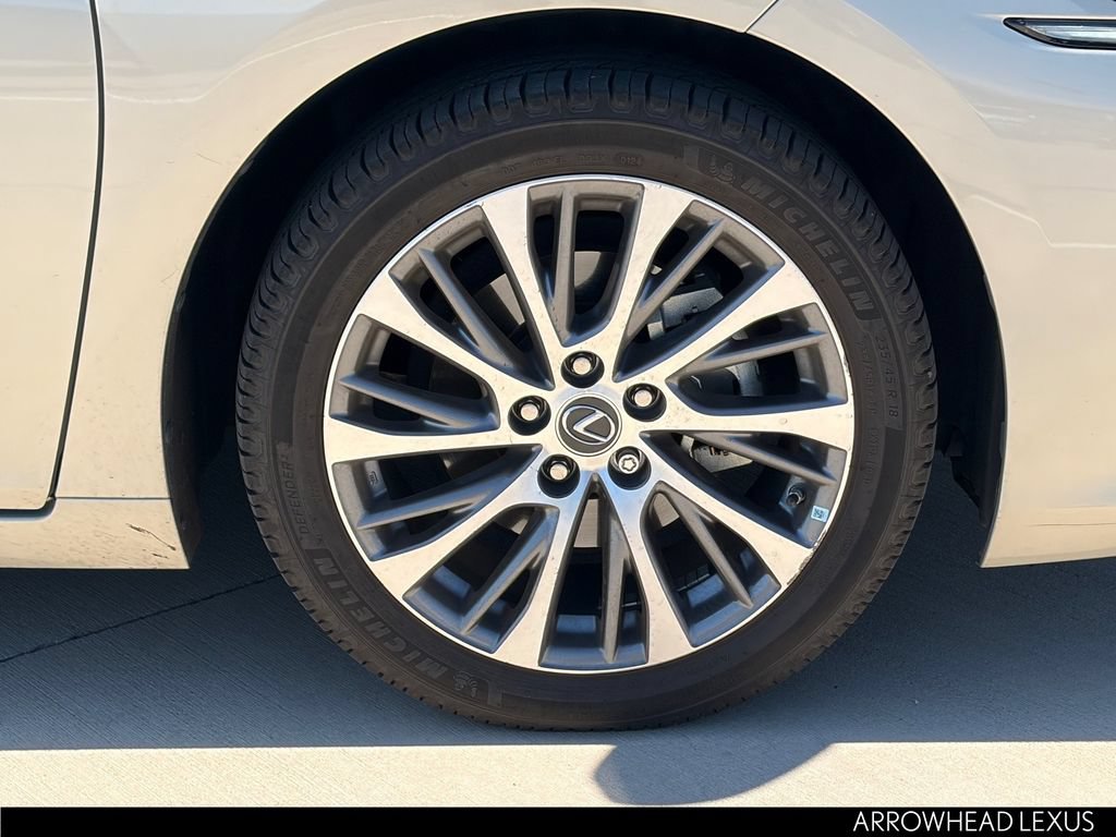 Used 2021 Lexus ES 350 w/ Premium Package FWD image 10