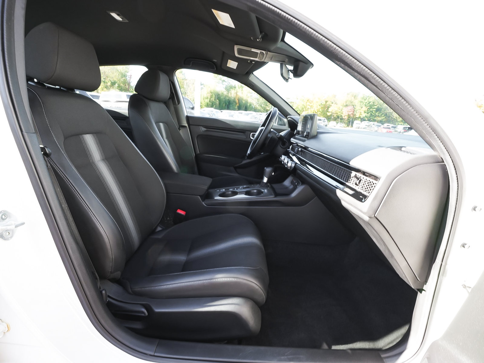 Used 2025 Honda Civic Sport image 37