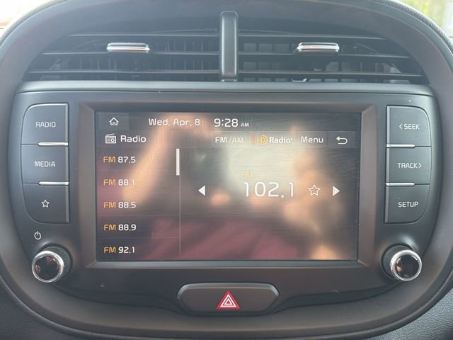 Certified 2024 Kia Soul LX w/ Option Group 015 image 16