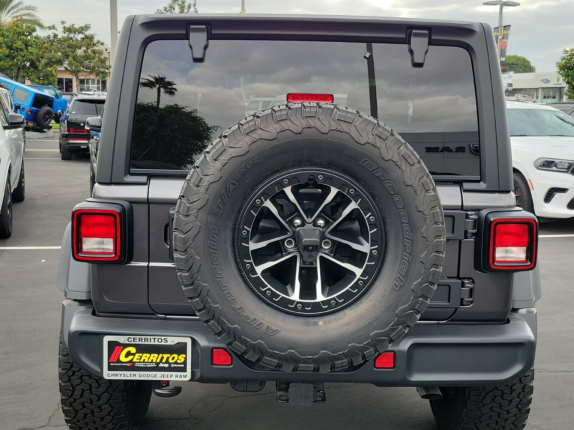 New 2026 Jeep Wrangler Sport AWD/4WD image 3
