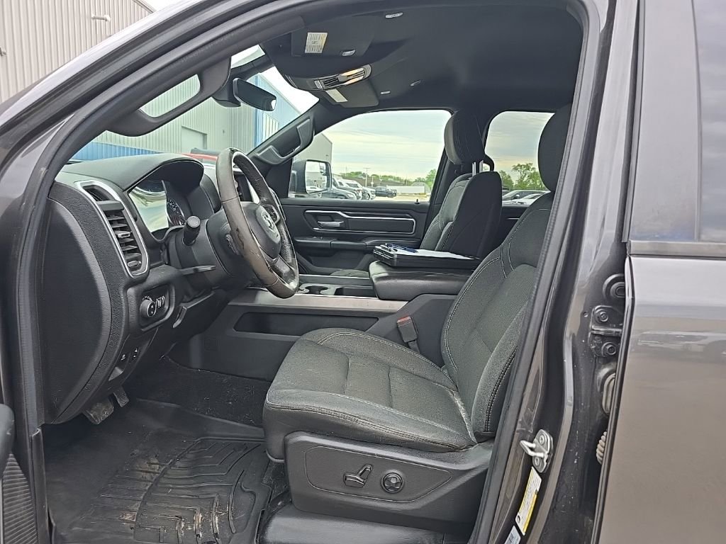 Used 2019 RAM 1500 Big Horn AWD/4WD image 9