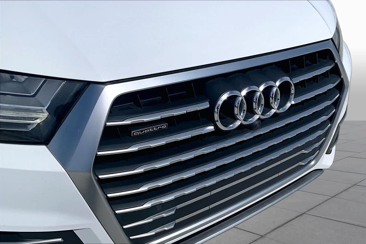 Used 2018 Audi Q7 3.0T Prestige w/ Prestige Package AWD/4WD image 28