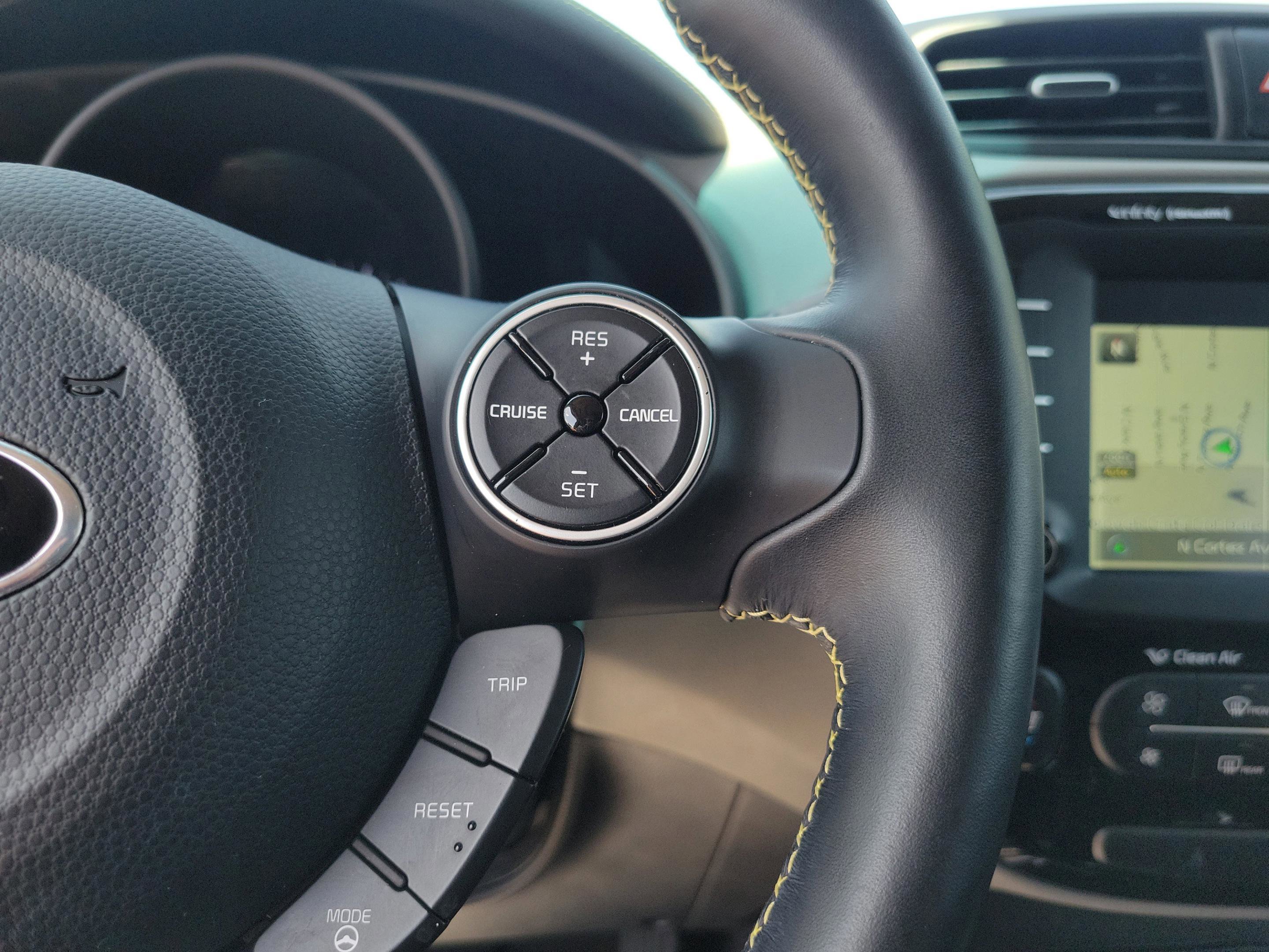 Used 2016 Kia Soul + w/ Primo Package image 21