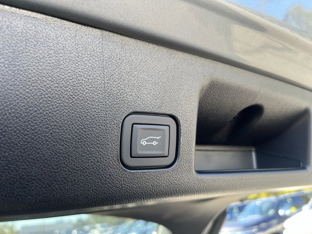 New 2026 Chevrolet Equinox EV RS image 7