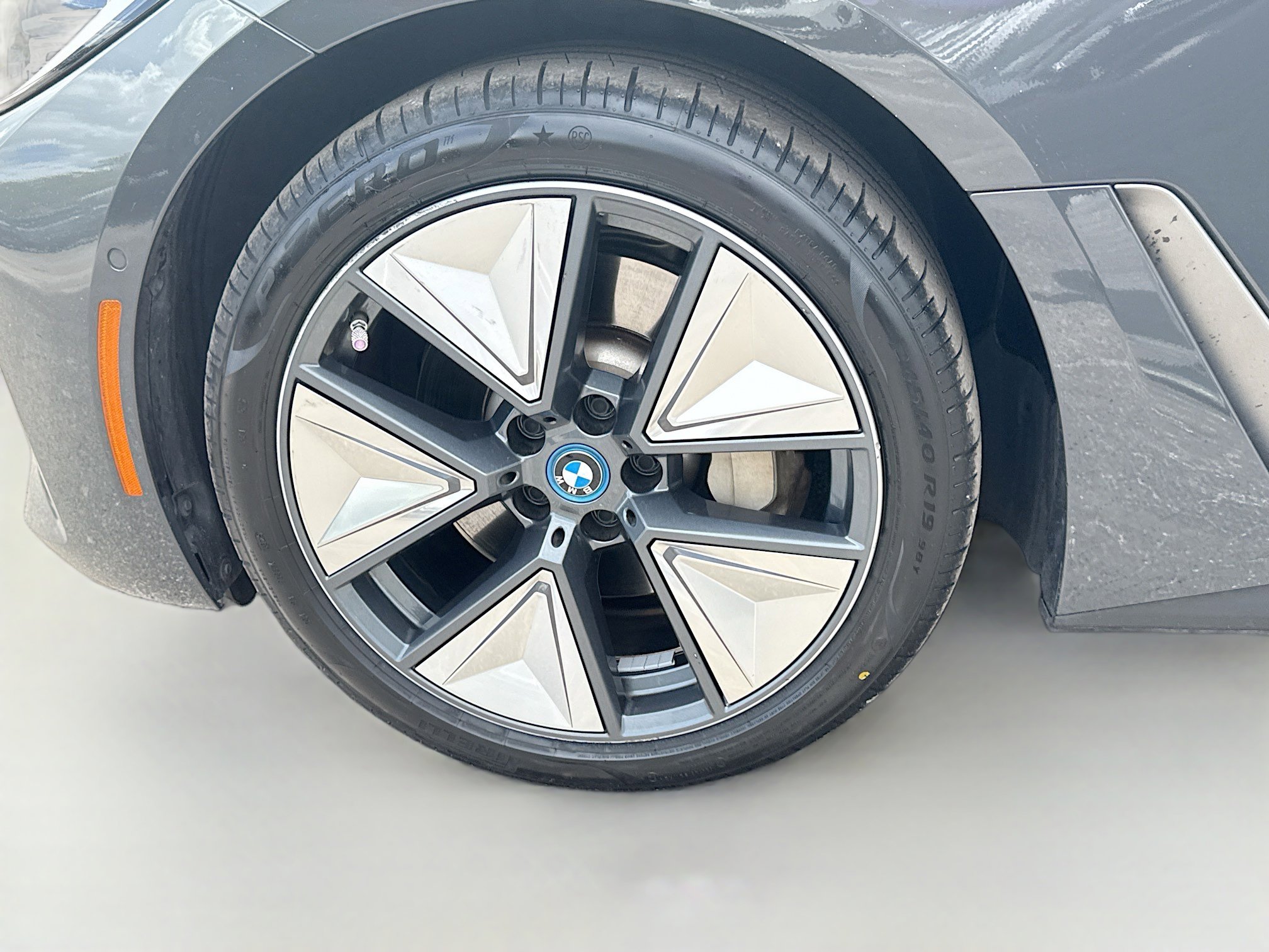 Used 2023 BMW i4 eDrive35 w/ Premium Package RWD image 42