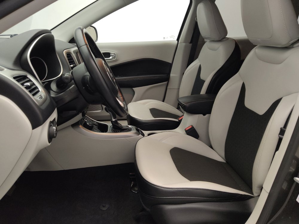 Used 2020 Jeep Compass Latitude w/ Popular Equipment Group AWD/4WD image 17