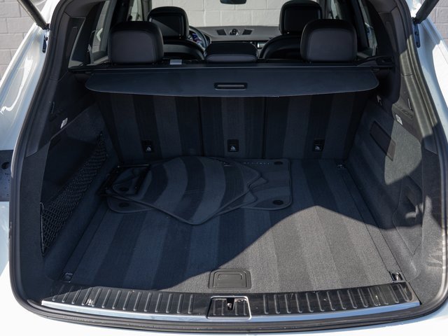 Certified 2022 Porsche Cayenne S image 13