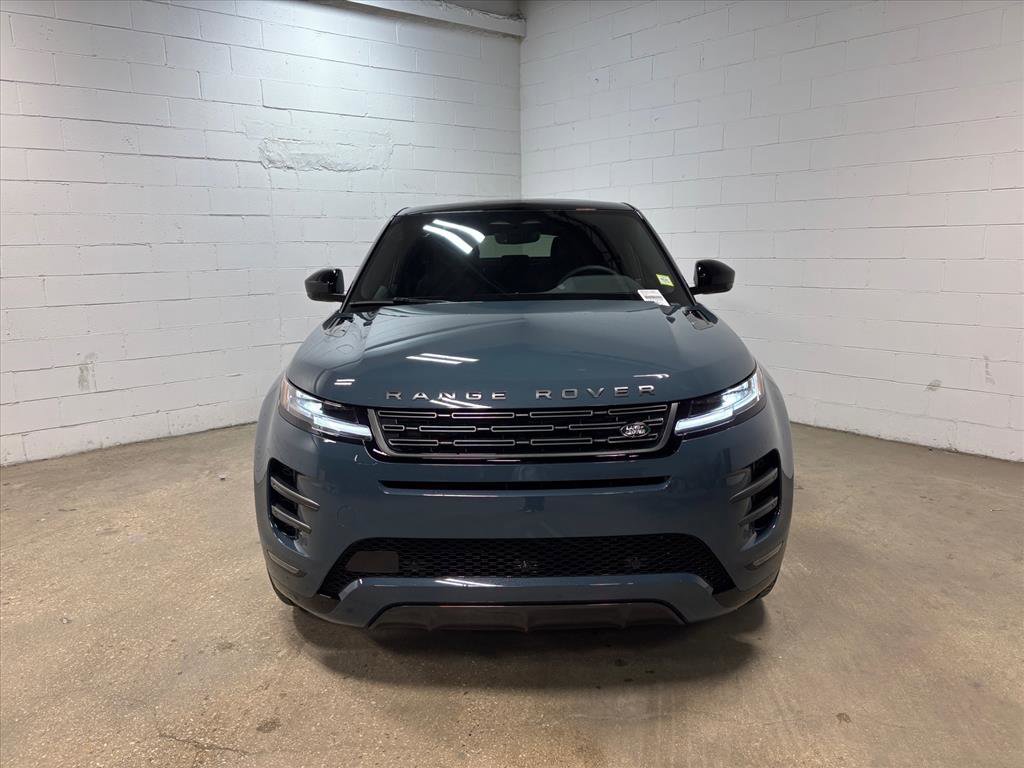 New 2026 Land Rover Range Rover Evoque Dynamic SE image 3