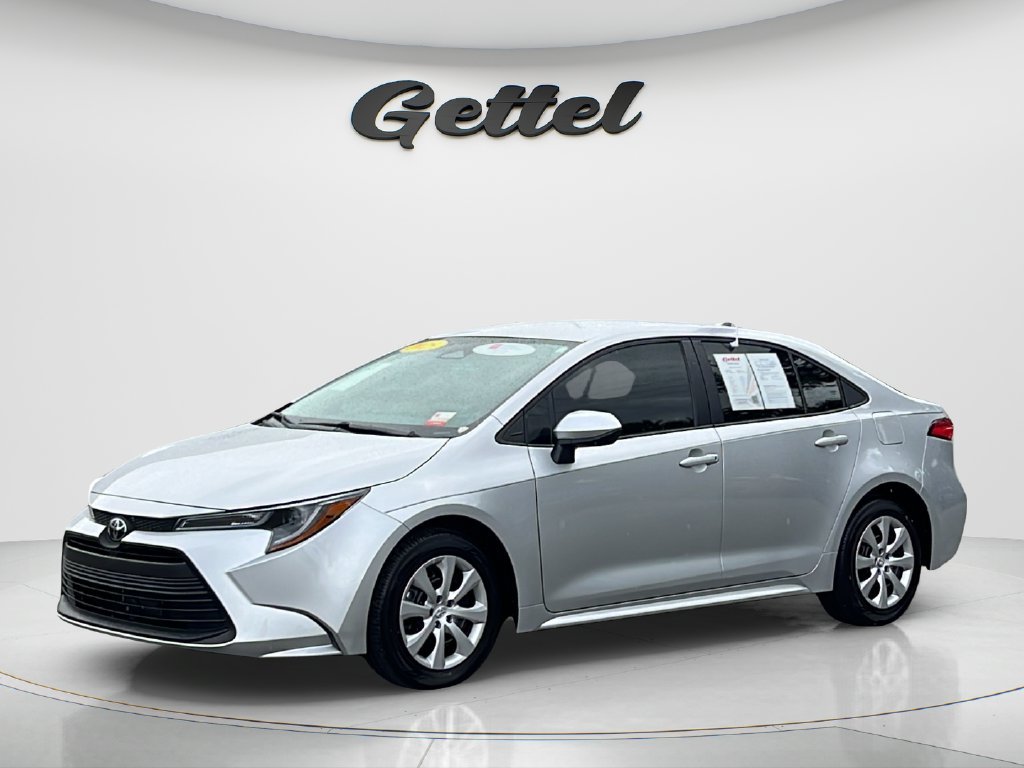 Used 2025 Toyota Corolla LE