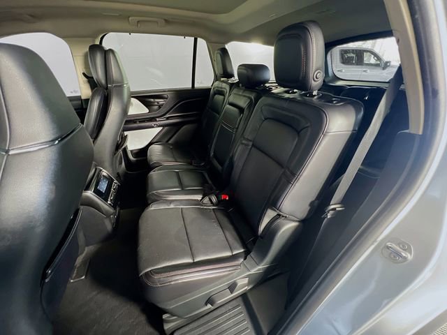 Used 2020 Lincoln Aviator Reserve w/ Equipment Group 202A AWD/4WD image 27