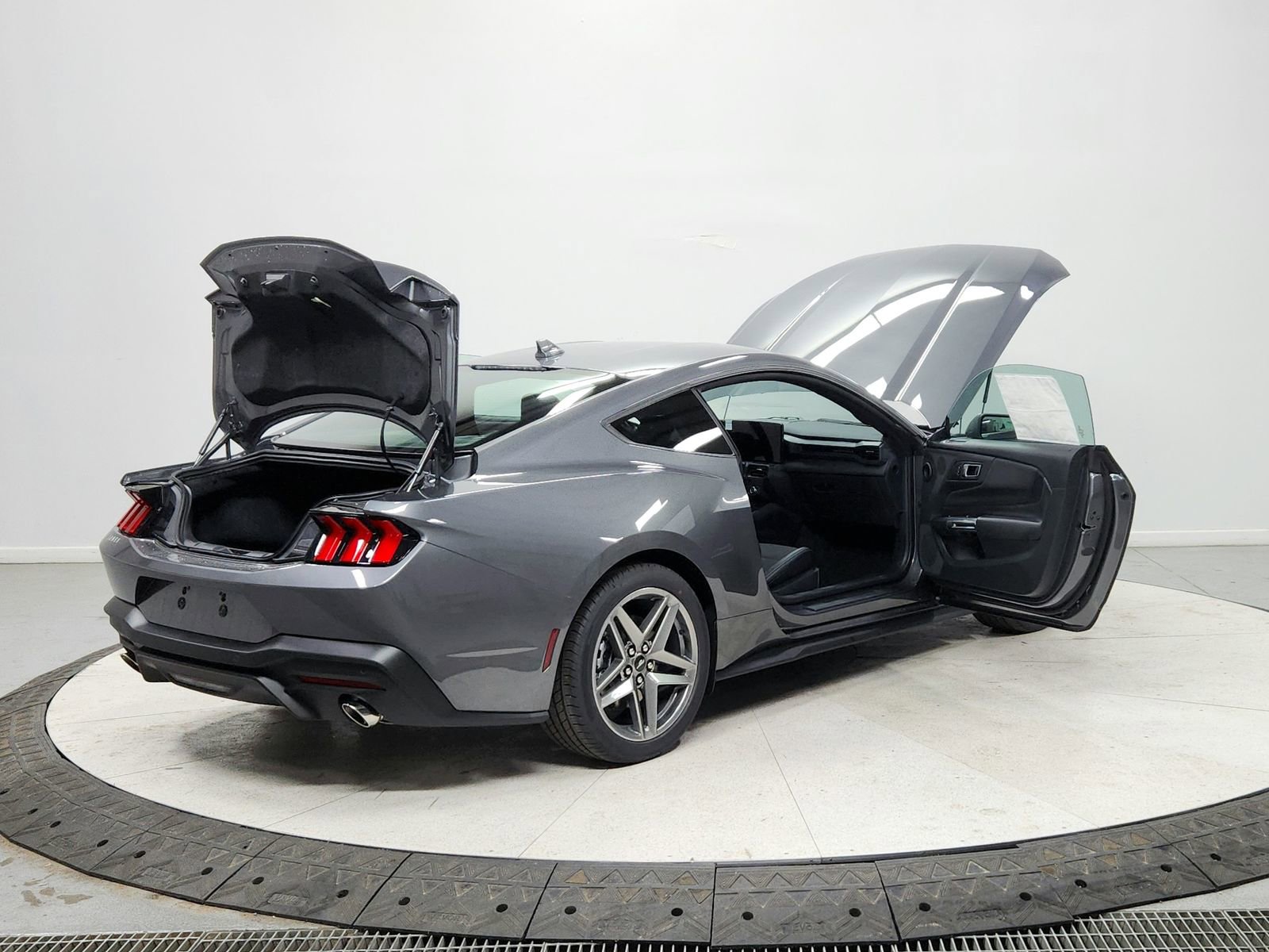 New 2026 Ford Mustang Coupe image 15