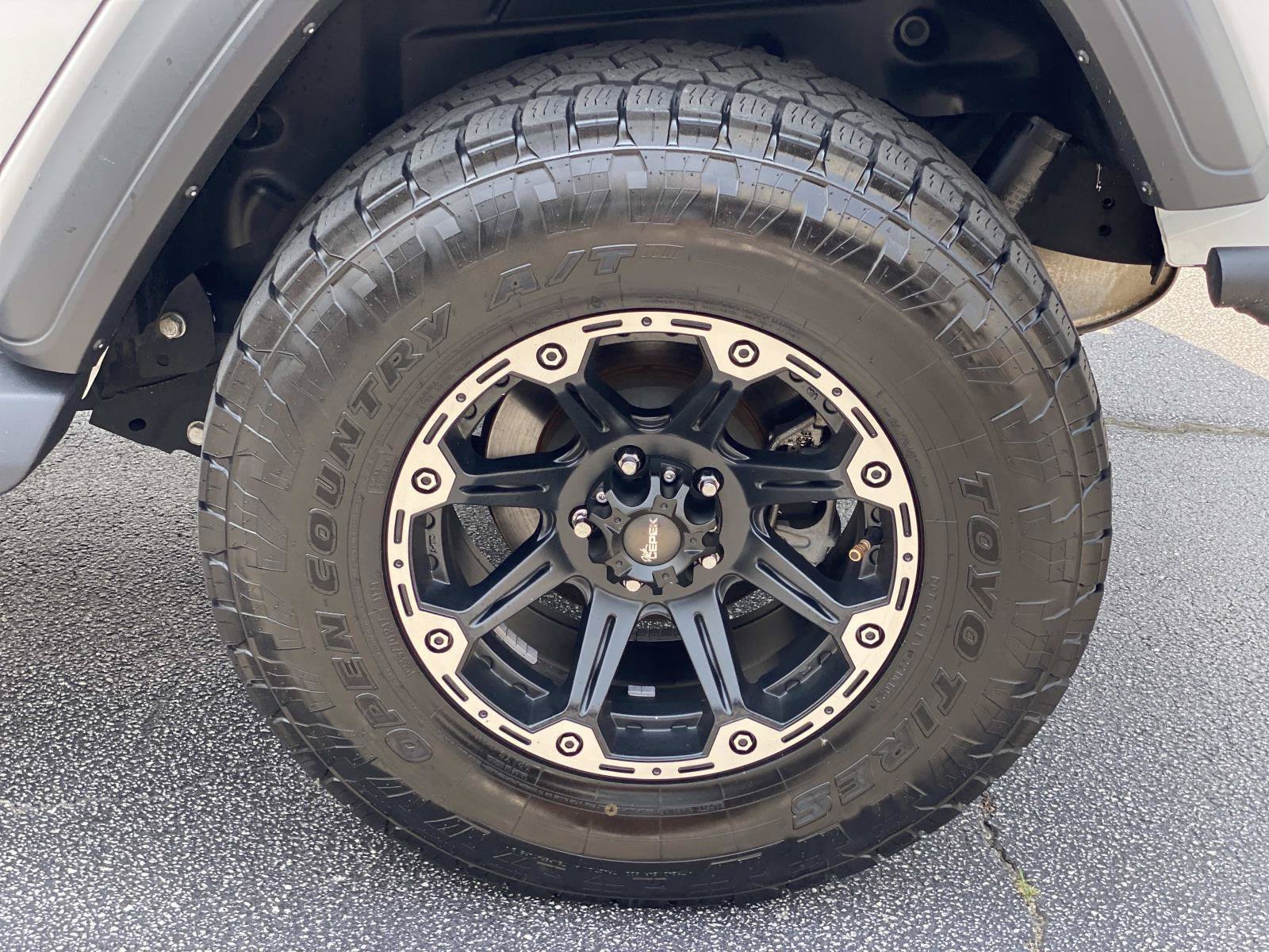Used 2018 Jeep Wrangler Unlimited Sport AWD/4WD image 14