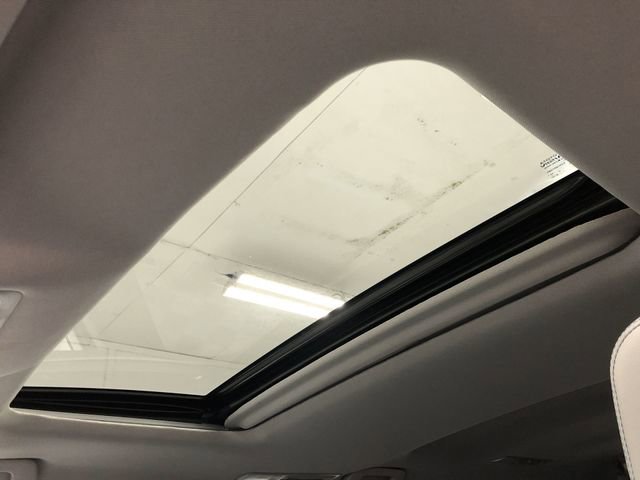 Used 2019 Toyota Highlander XLE image 23