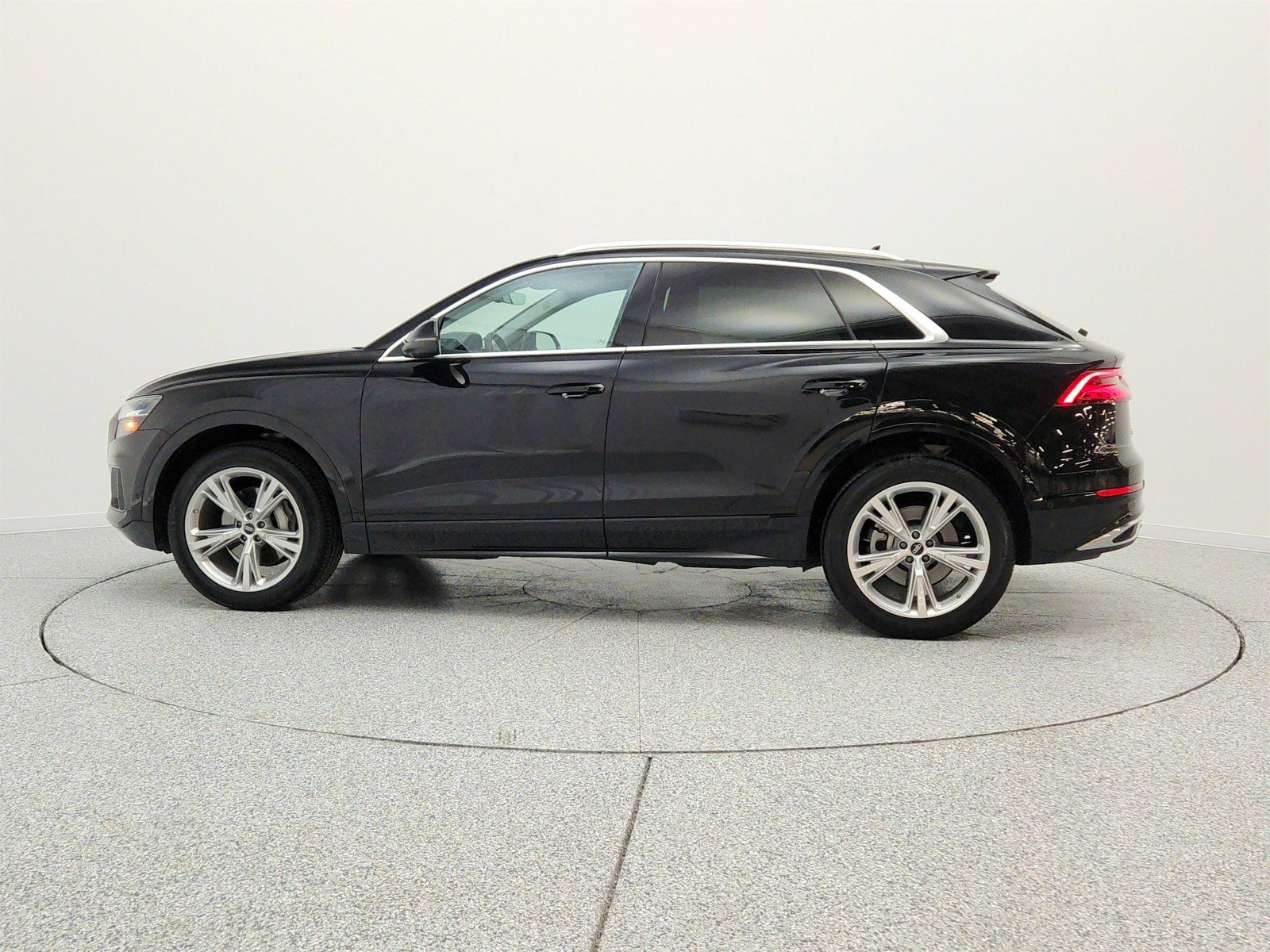 Used 2023 Audi Q8 Premium Plus w/ Premium Plus Package AWD/4WD image 8