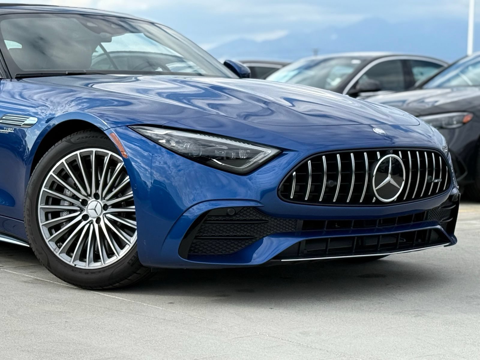 New 2025 Mercedes-Benz SL 43 AMG image 3