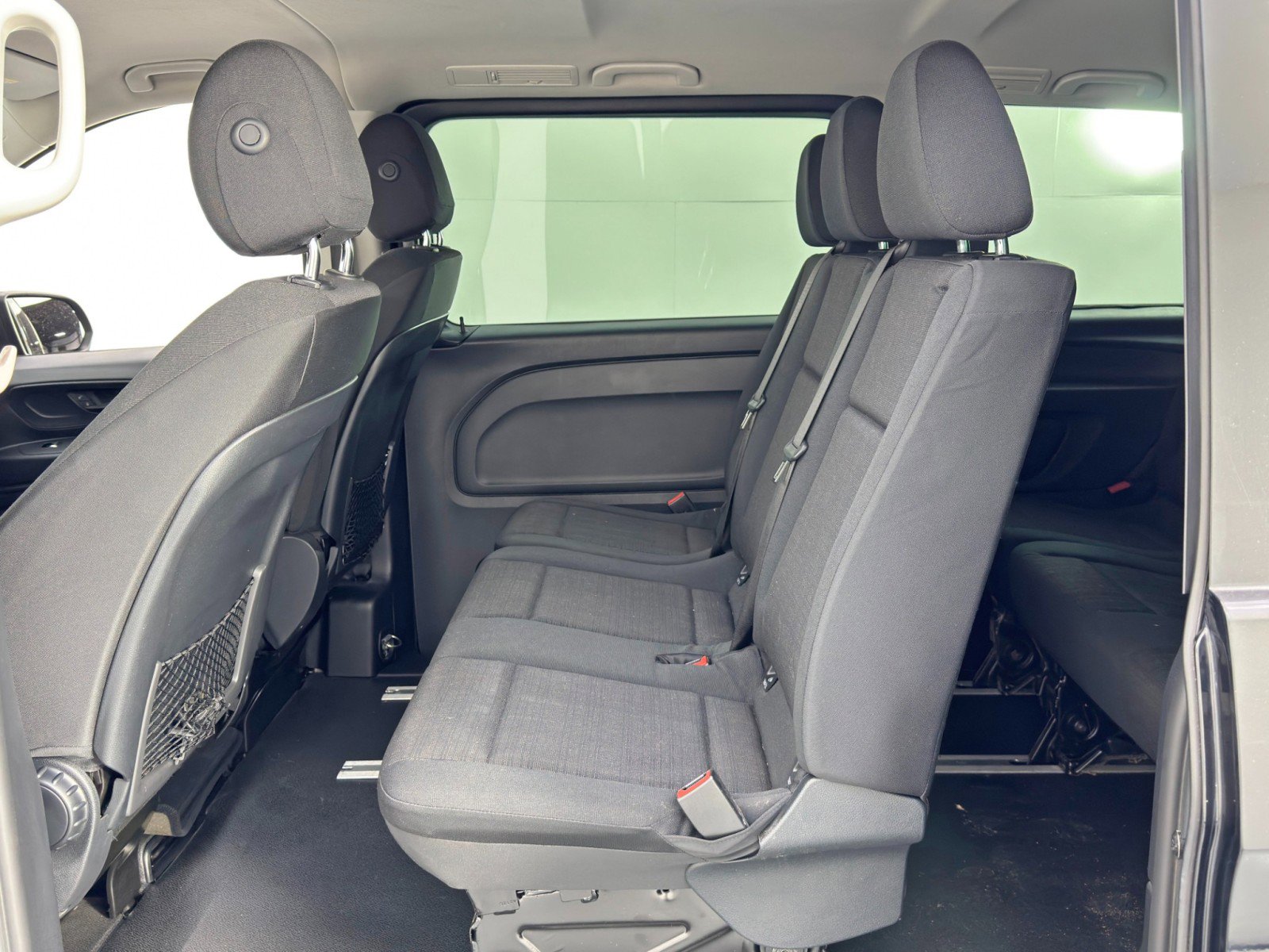 Used 2019 Mercedes-Benz Metris Passenger image 32