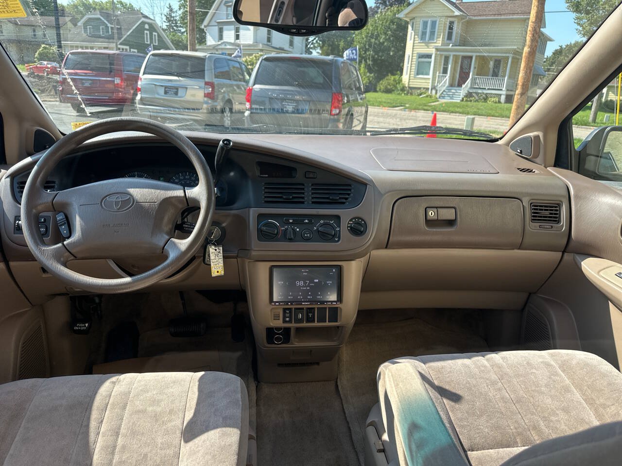 Used 2001 Toyota Sienna LE w/ LE Upgrade Pkg 2 FWD image 13