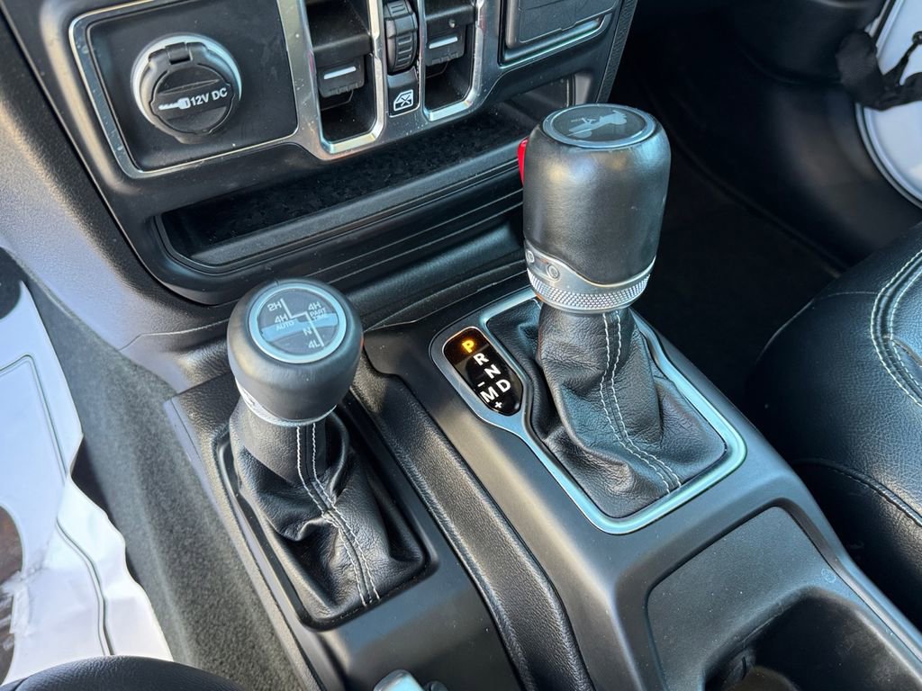 Used 2023 Jeep Wrangler Unlimited Sahara w/ Cold Weather Group image 28