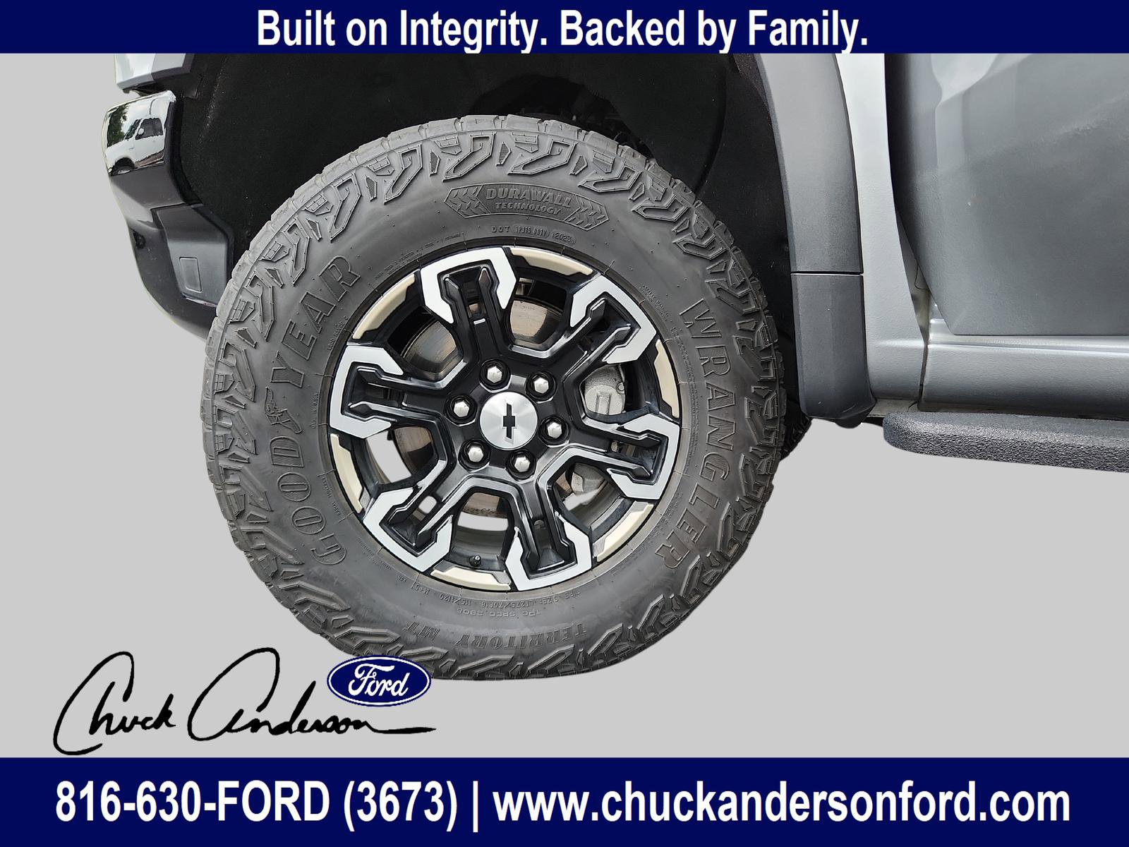 Used 2023 Chevrolet Silverado 1500 ZR2 w/ Technology Package image 27