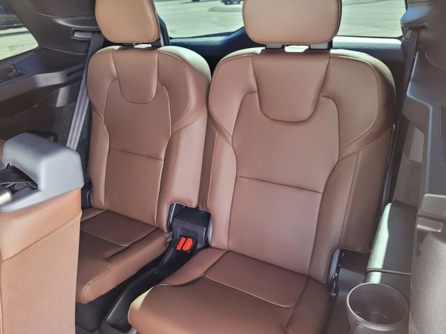 Used 2025 Volvo XC90 B6 Plus w/ Protection Package Premier image 24