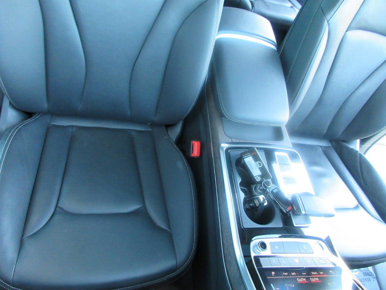 Used 2023 Audi Q8 Premium w/ Convenience Package image 30