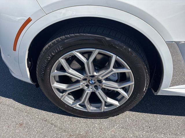 Used 2025 BMW X7 xDrive40i image 27
