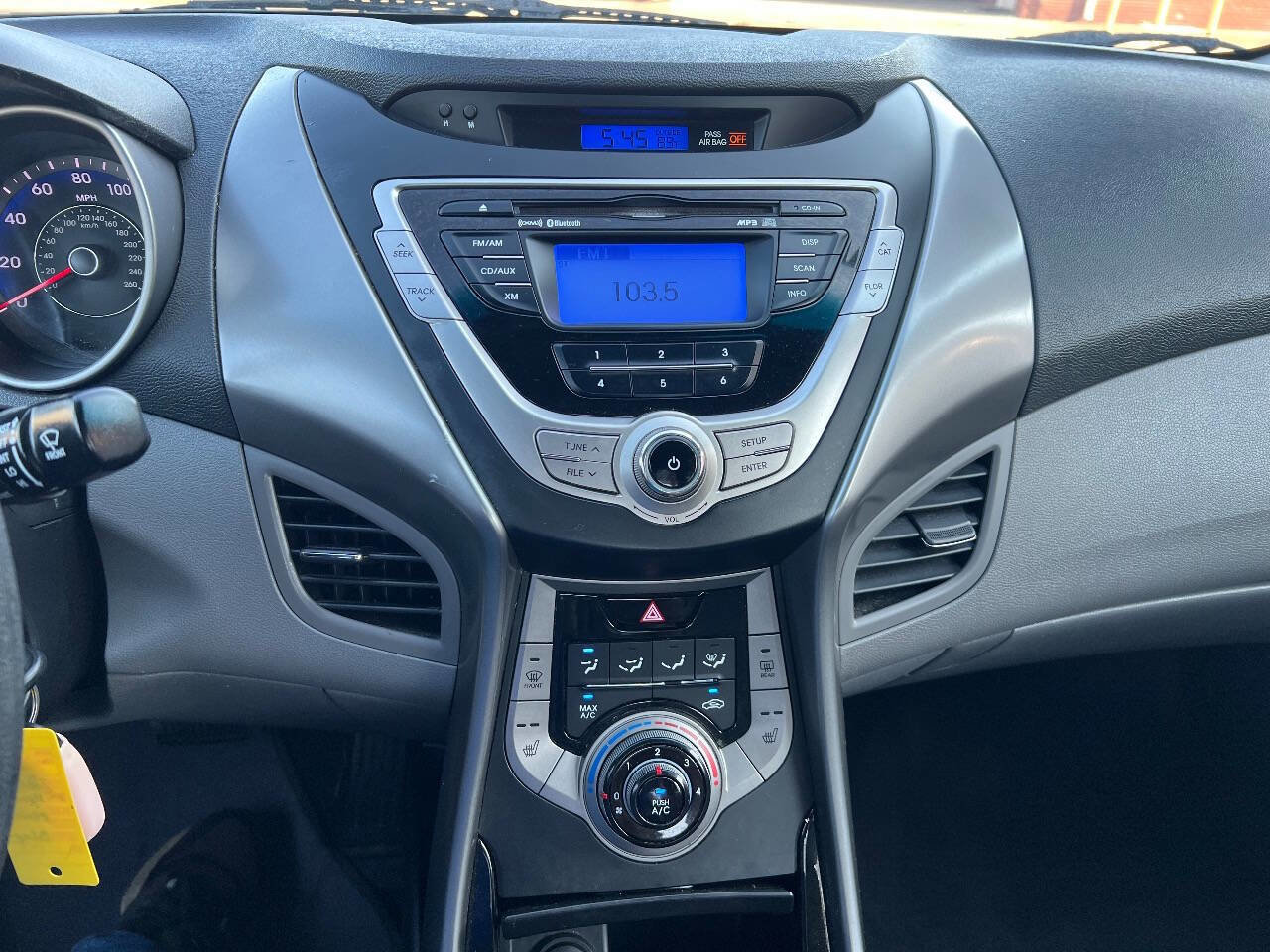 Used 2013 Hyundai Elantra GLS w/ Preferred Pkg image 16