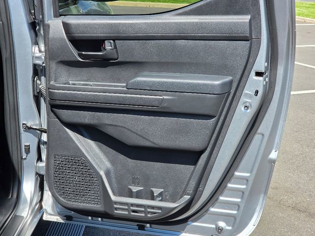 Used 2025 Toyota Tacoma SR5 AWD/4WD image 16