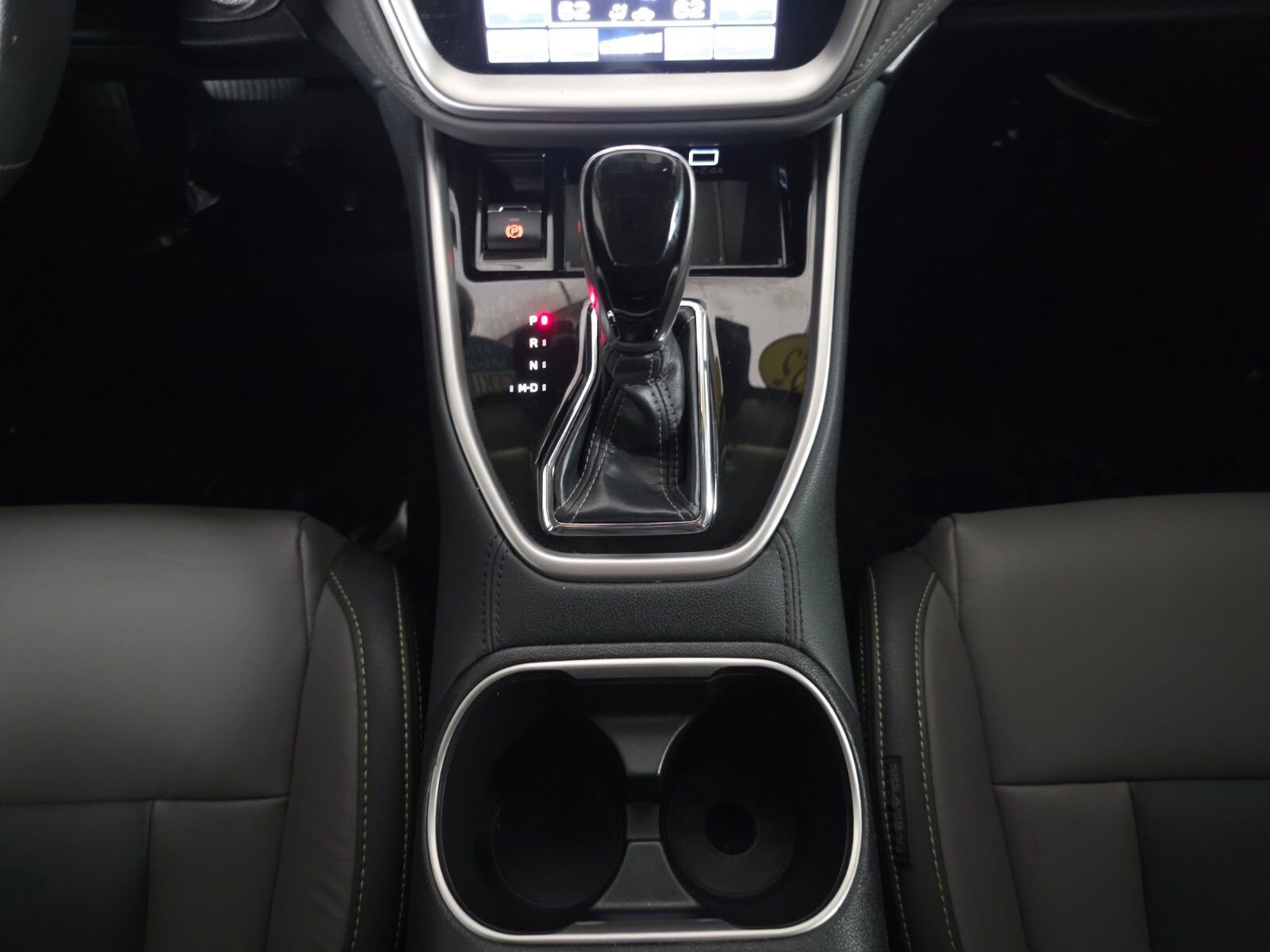 Certified 2025 Subaru Outback Onyx Edition AWD/4WD image 26