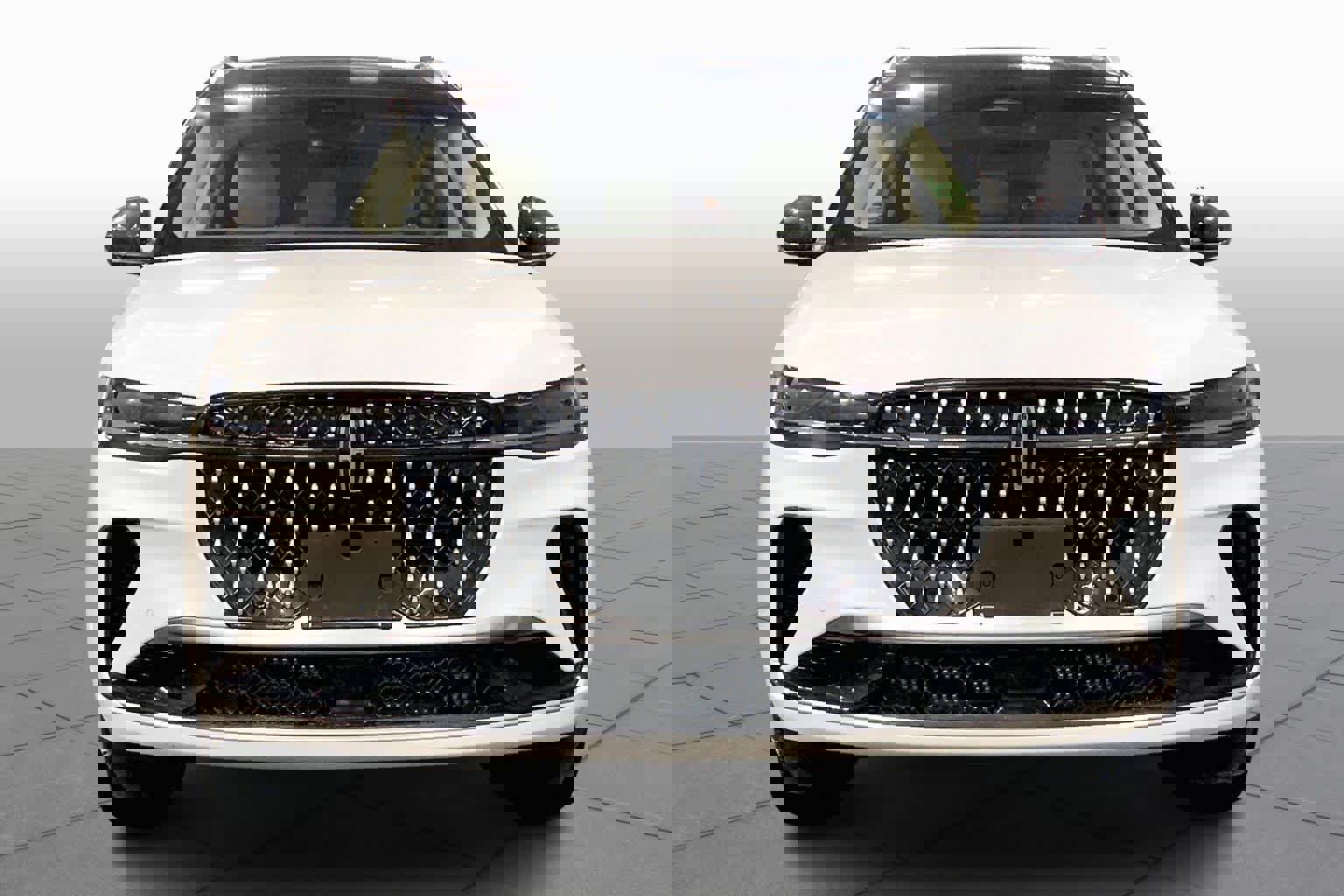 Used 2024 Lincoln Nautilus Reserve w/ Equipment Group 203A image 4