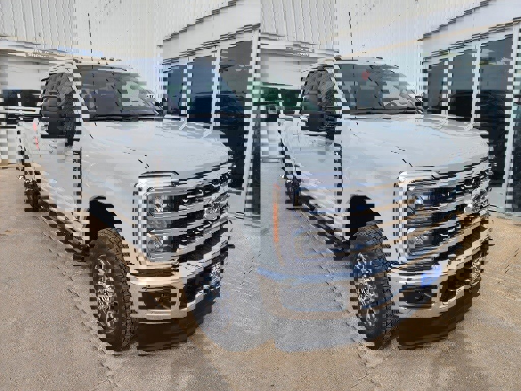 New 2026 Ford F350 Lariat image 4