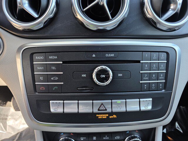 Used 2020 Mercedes-Benz GLA 250 image 27