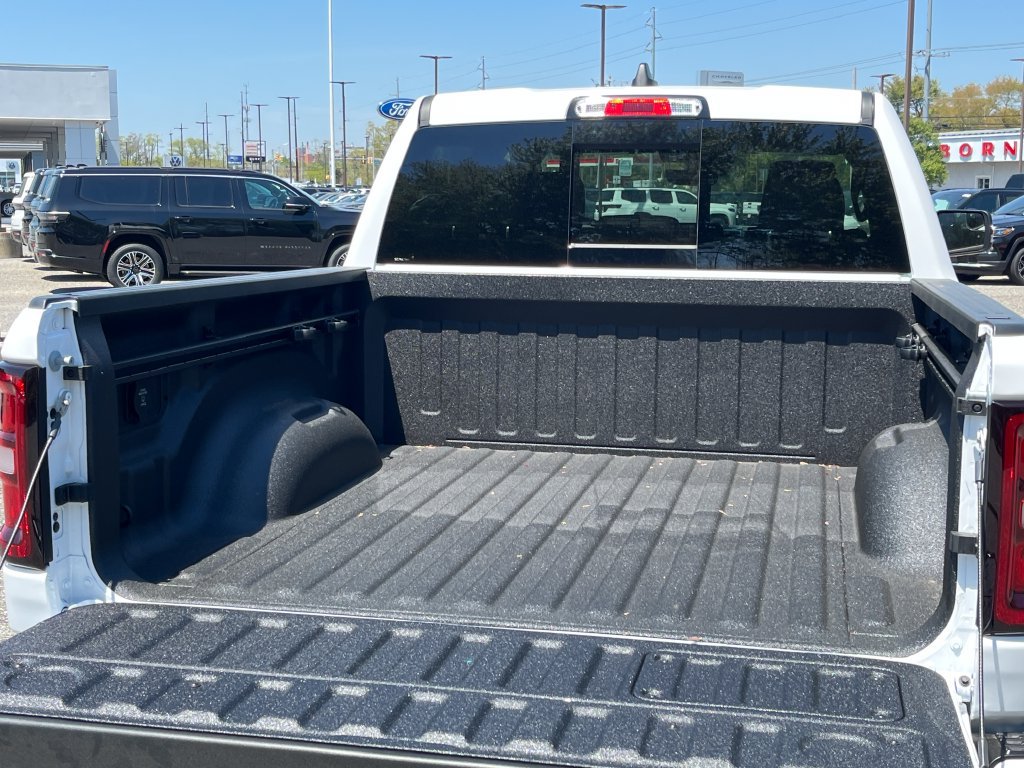 New 2026 RAM 1500 Laramie w/ Night Edition AWD/4WD image 30